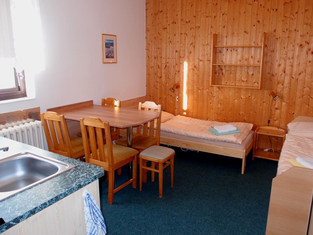 Pension Kubat Spindleruv Mlyn Exterior photo